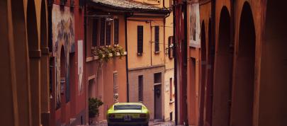 Lamborghini Miura P400 S (1969) - picture 15 of 43