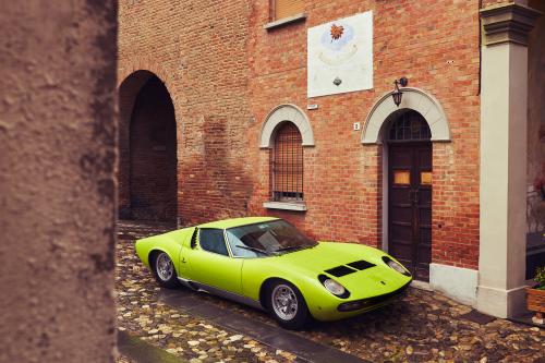 Lamborghini Miura P400 S (1969) - picture 9 of 43