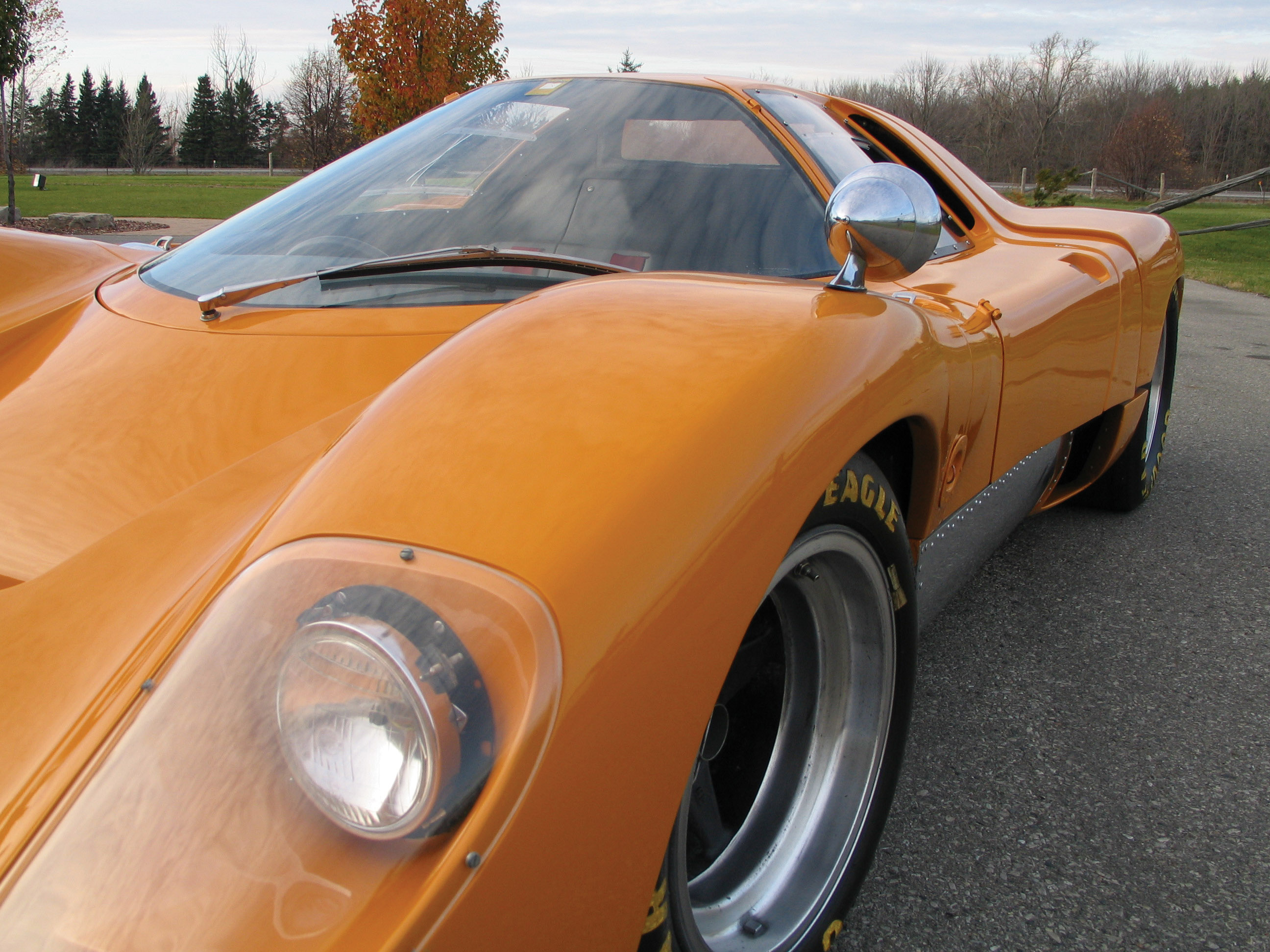 McLaren M6GT