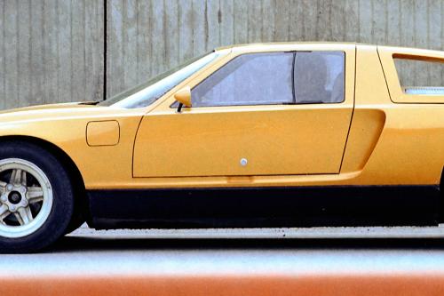 Mercedes-Benz C 111-II Concept (1970) - picture 8 of 12