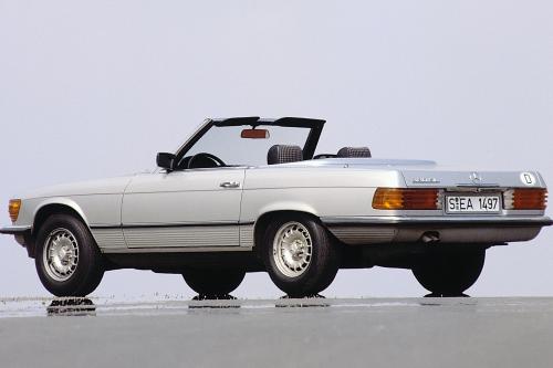 Mercedes-Benz SL-Class (1971) - picture 8 of 10