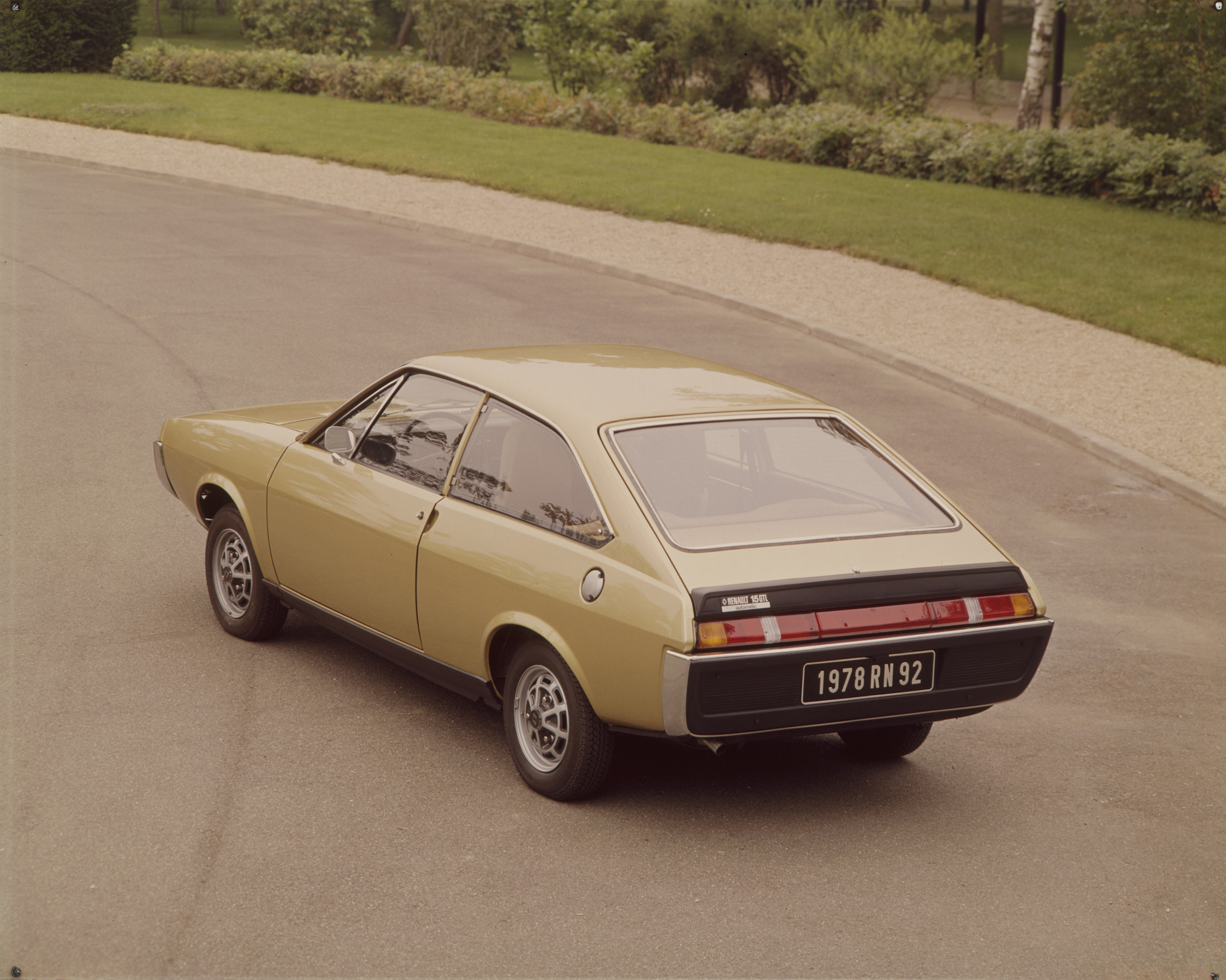 Renault 15 Coupe