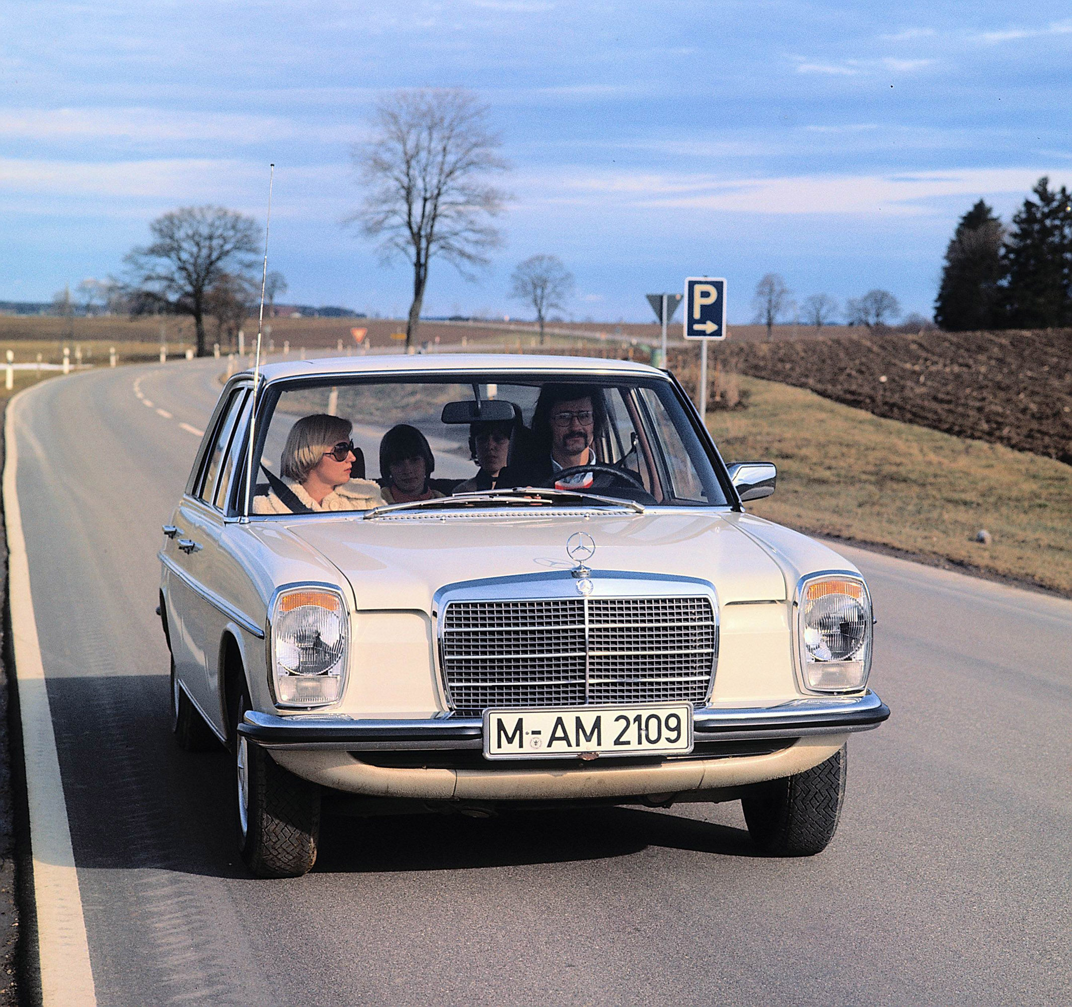 Mercedes-Benz 240 D 3.0