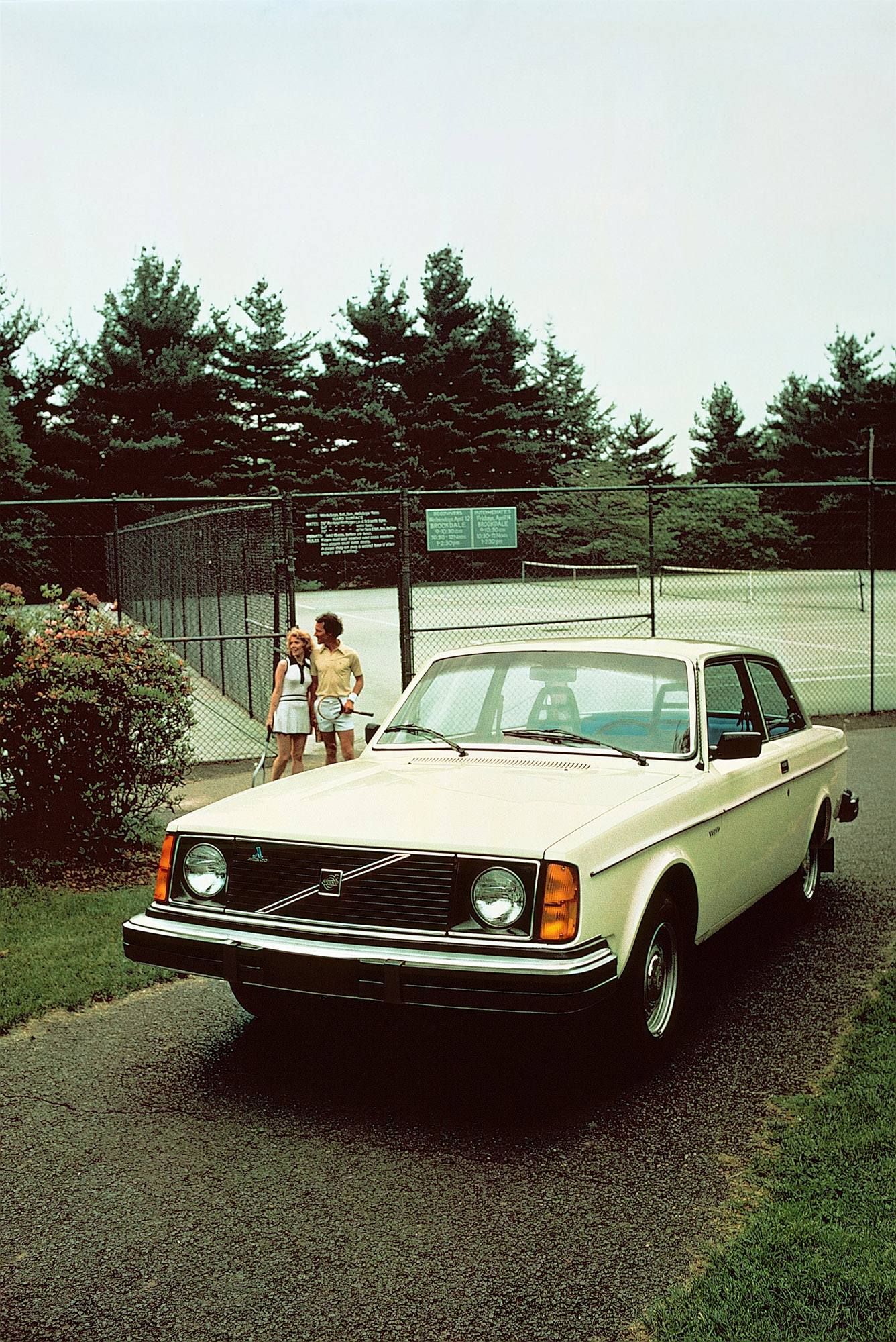 Volvo 242