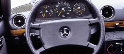 Mercedes-Benz 123 series (1975) - picture 15 of 24