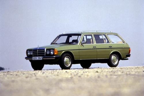 Mercedes-Benz 123 series (1975) - picture 8 of 24