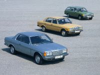 Mercedes-Benz 123 series (1975) - picture 6 of 24