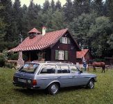 Mercedes-Benz 123 series (1975)