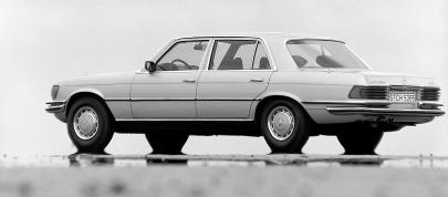 Mercedes-Benz 450 SEL 6.9 (1975) - picture 7 of 10