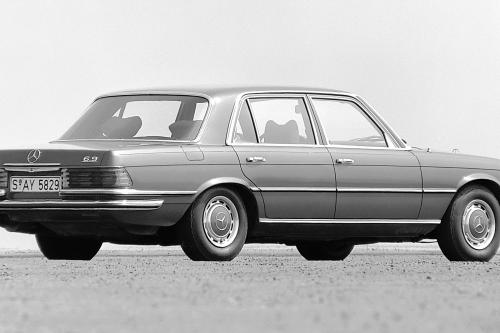 Mercedes-Benz 450 SEL 6.9 (1975) - picture 8 of 10
