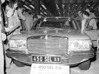 Mercedes-Benz 450 SEL 6.9 (1975) - picture 3 of 10