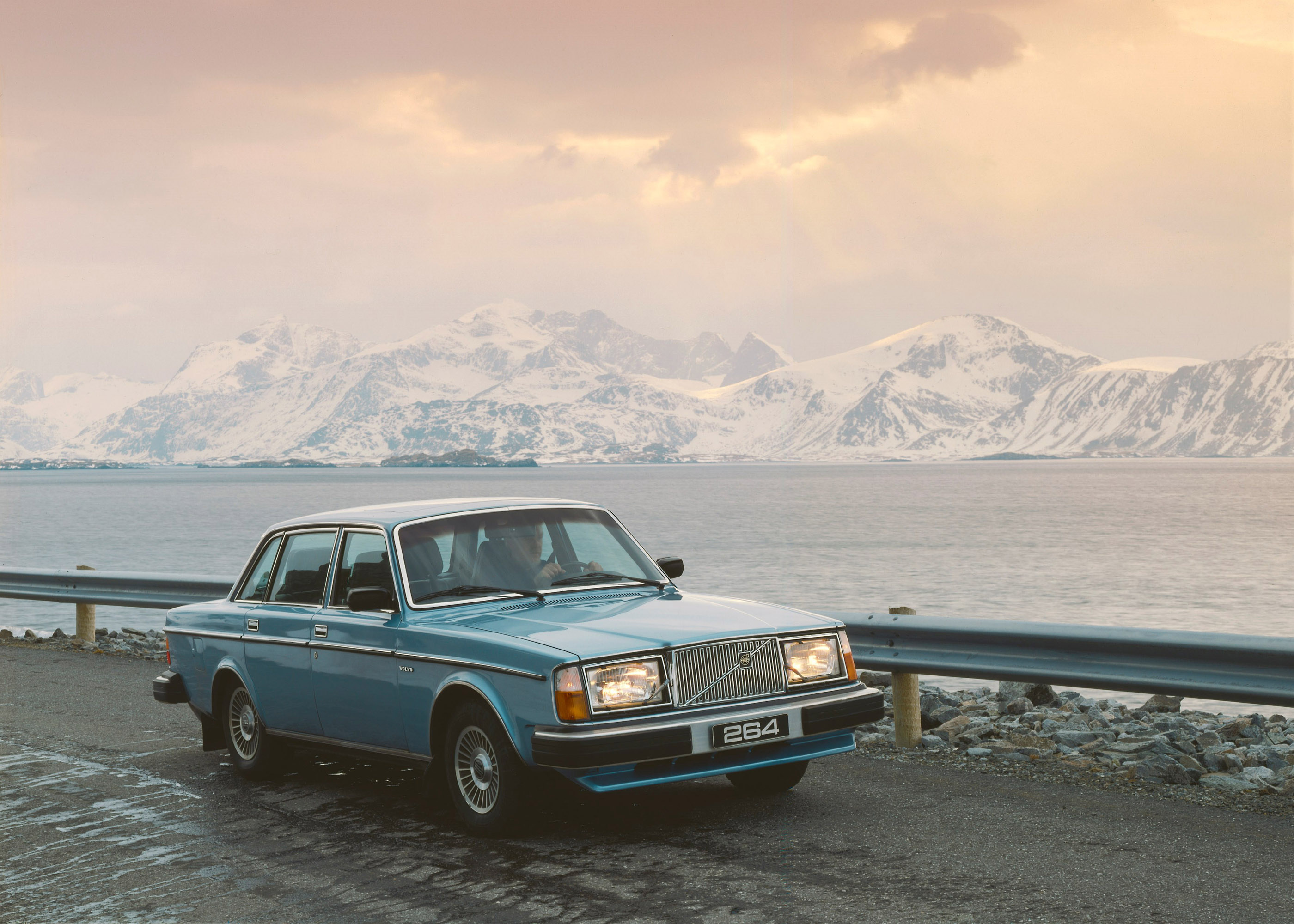 Volvo 264