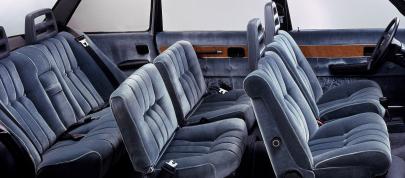 Volvo 264 (1975) - picture 15 of 15