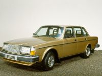 Volvo 264 (1975) - picture 6 of 15