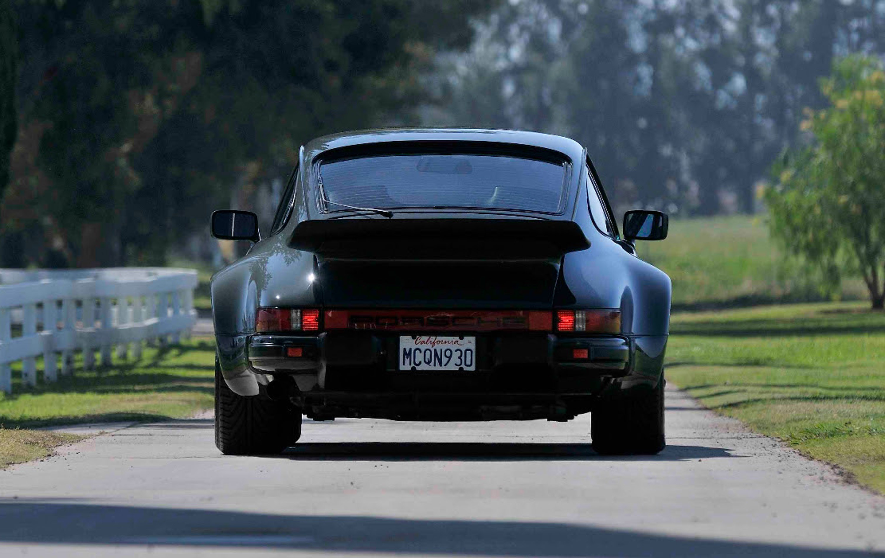 Porsche 930 Turbo Carrera