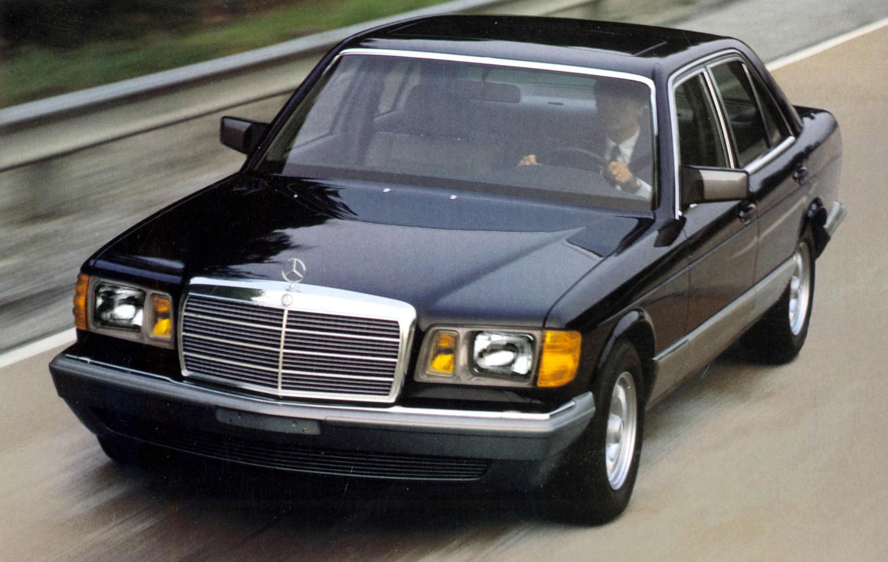 Mercedes-Benz S-Class W126