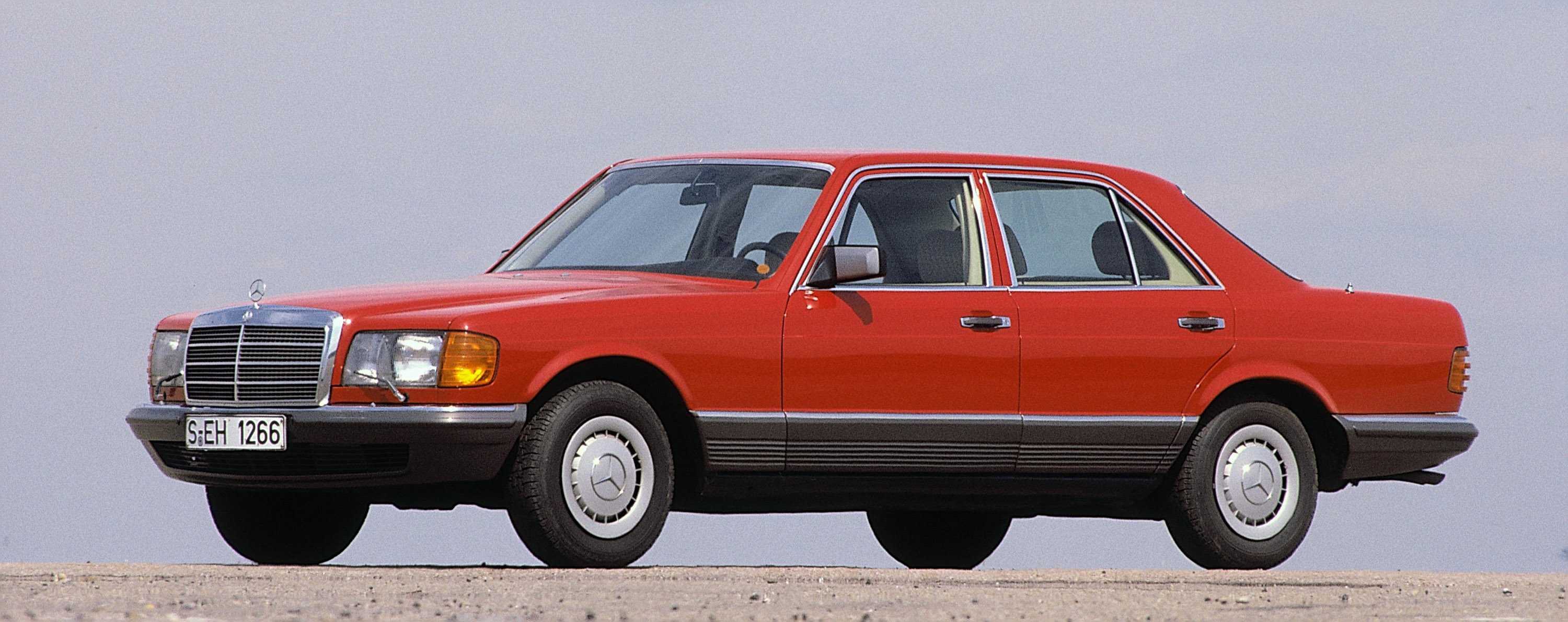 Mercedes-Benz S-Class W126