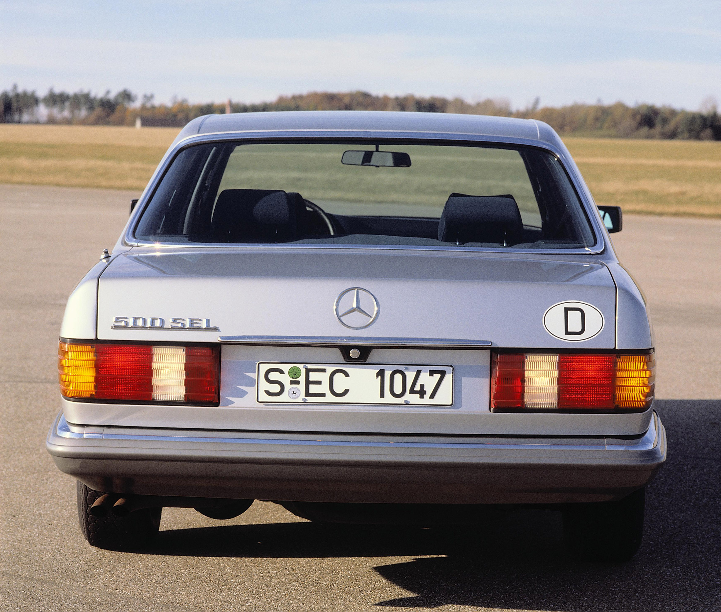 Mercedes-Benz S-Class W126