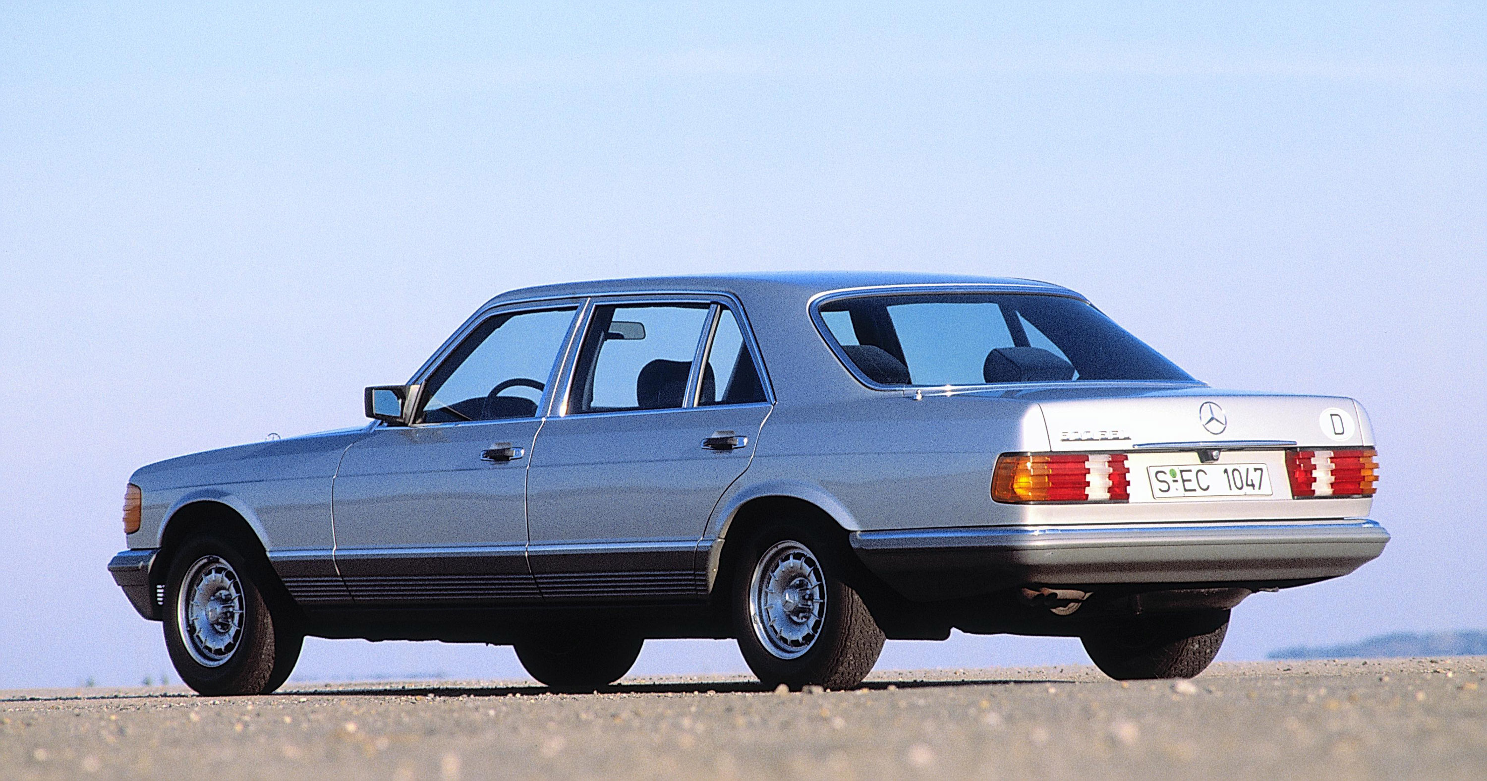 Mercedes-Benz S-Class W126