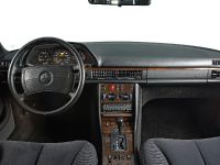 Mercedes-Benz S-Class W126 (1979)
