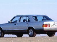 Mercedes-Benz S-Class W126 (1979)
