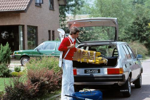 Volvo 345 (1979) - picture 8 of 9