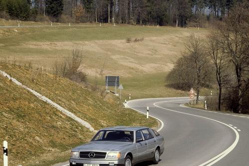 Mercedes-Benz Auto 2000 Concept (1981) - picture 8 of 12