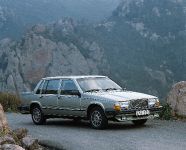 Volvo 760 (1982) - picture 3 of 42