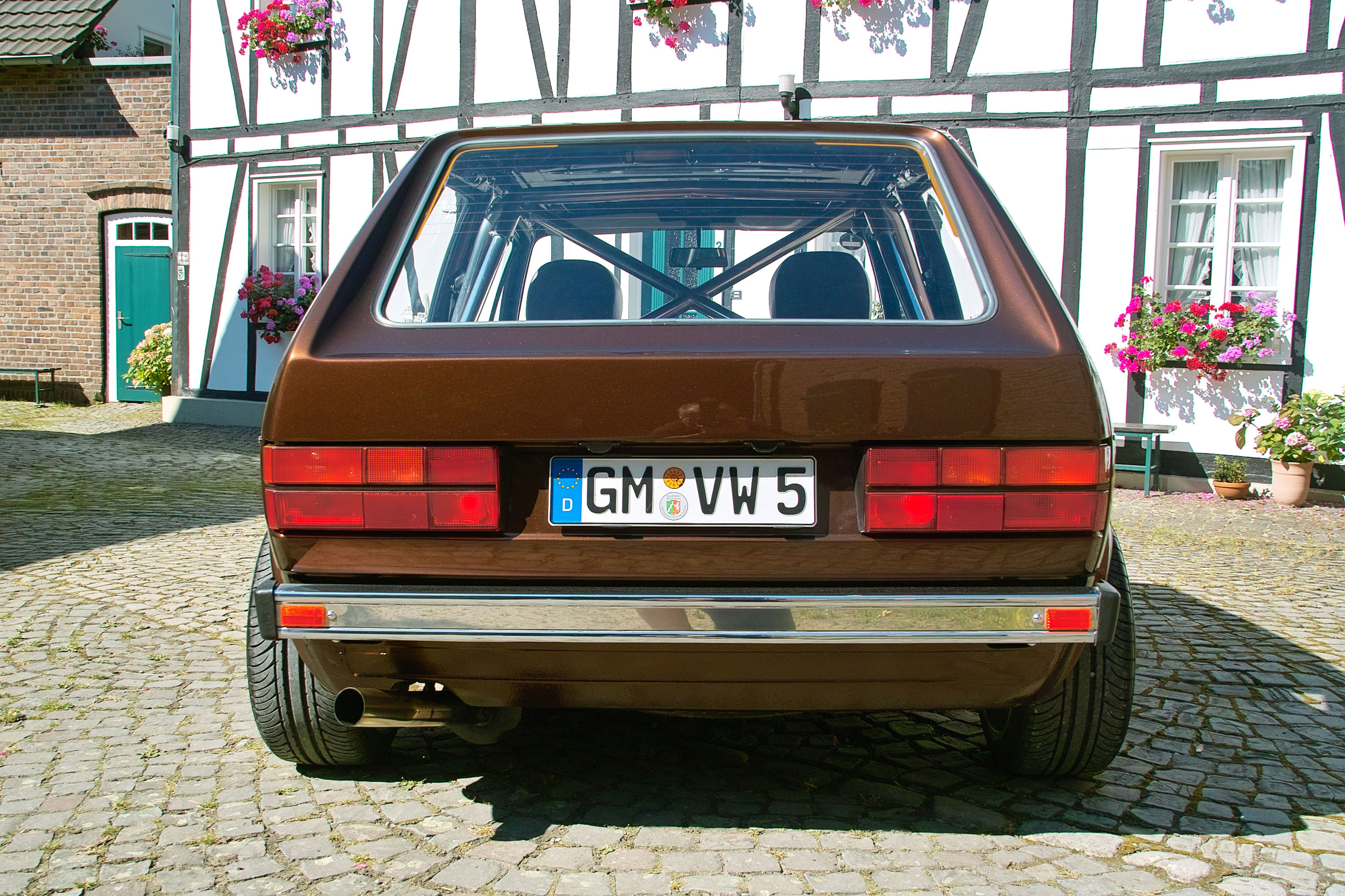 Volkswagen Golf I Chocolate Brown