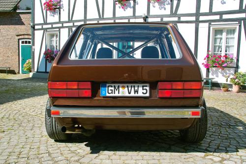 Volkswagen Golf I Chocolate Brown (1983) - picture 9 of 21