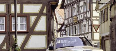 Mercedes-Benz 190 W201 series (1984) - picture 12 of 22