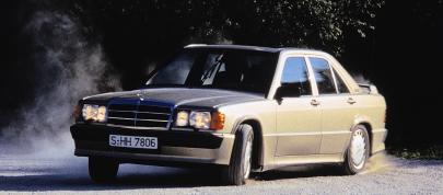 Mercedes-Benz 190 W201 series (1984) - picture 15 of 22