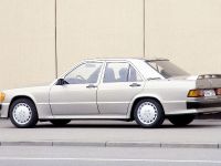 Mercedes-Benz 190 W201 series (1984) - picture 21 of 22