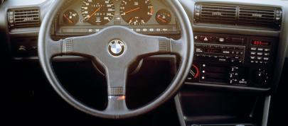 BMW M3 E30 (1988) - picture 4 of 7