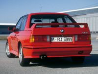 BMW M3 E30 (1988) - picture 2 of 7
