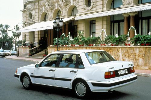 Volvo 460 (1989) - picture 9 of 9