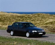 Volvo 460 (1989) - picture 2 of 9