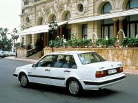 Volvo 460 (1989)