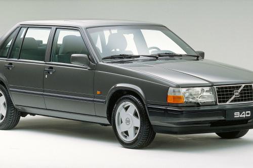 Volvo 940 (1990) - picture 1 of 11