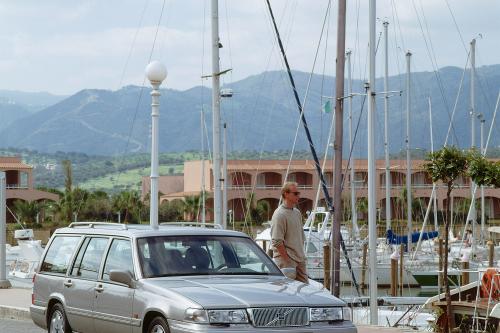 Volvo 960 (1990) - picture 8 of 11