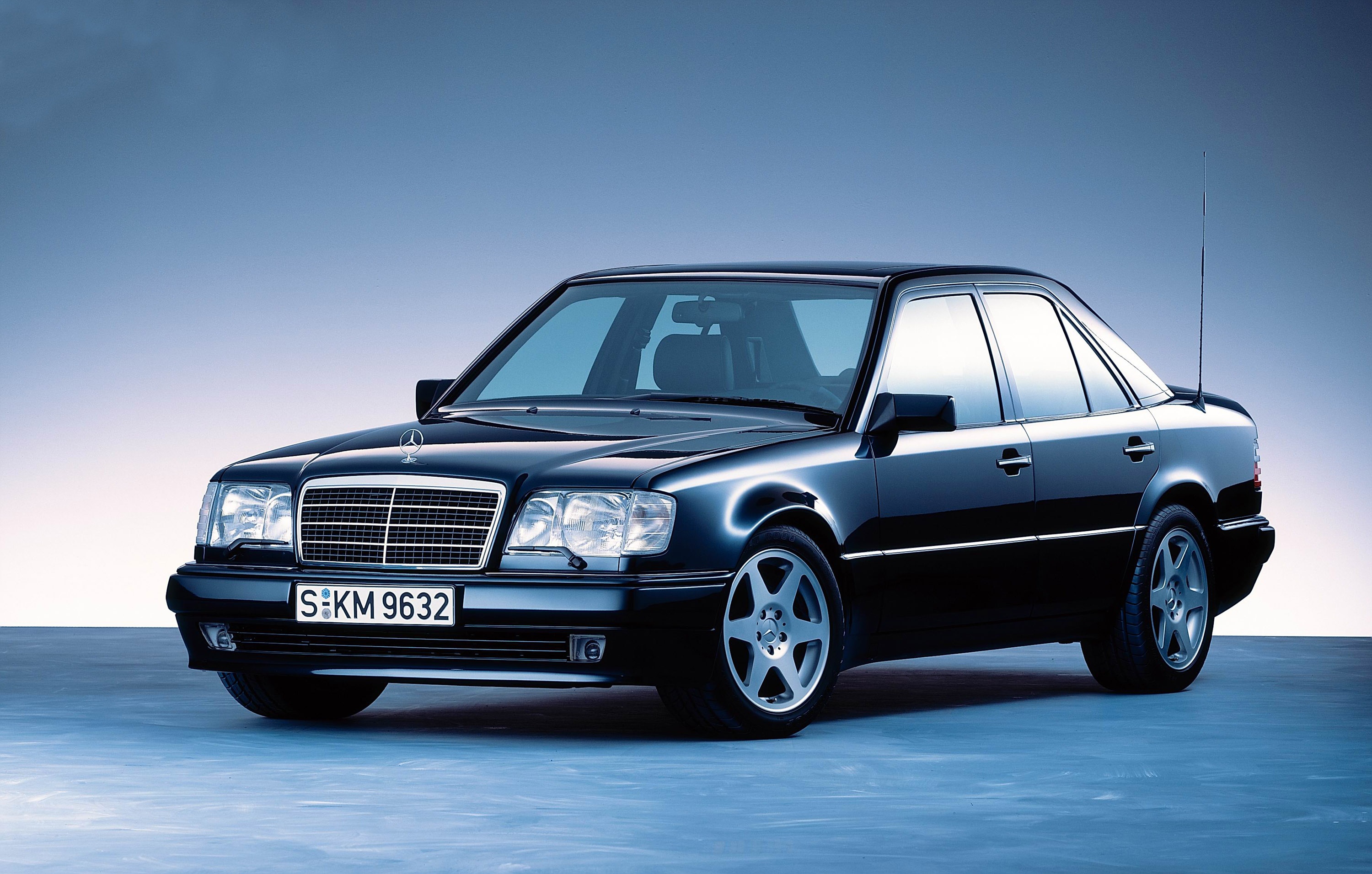 Mercedes-Benz 500E