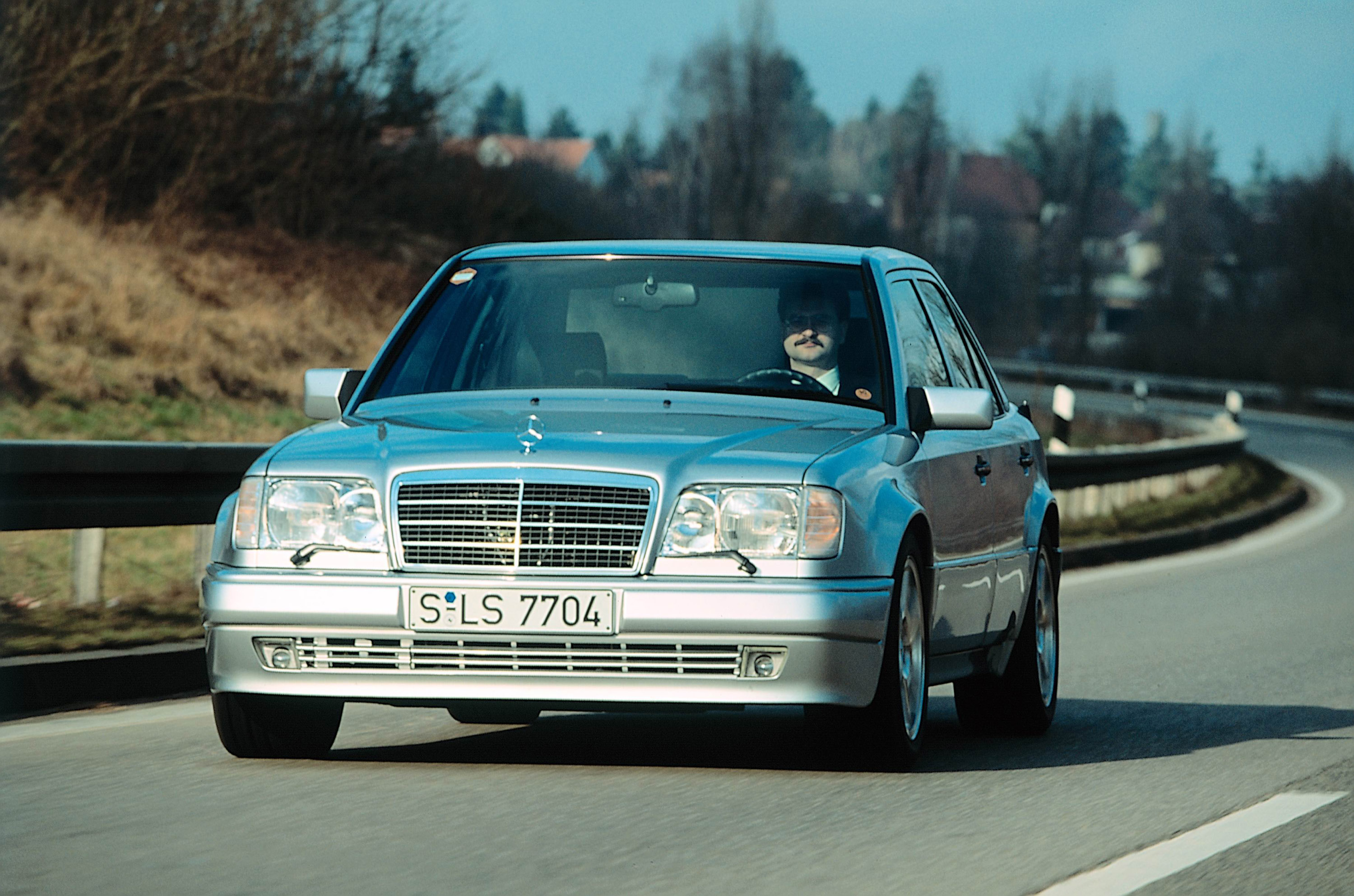 Mercedes-Benz 500E