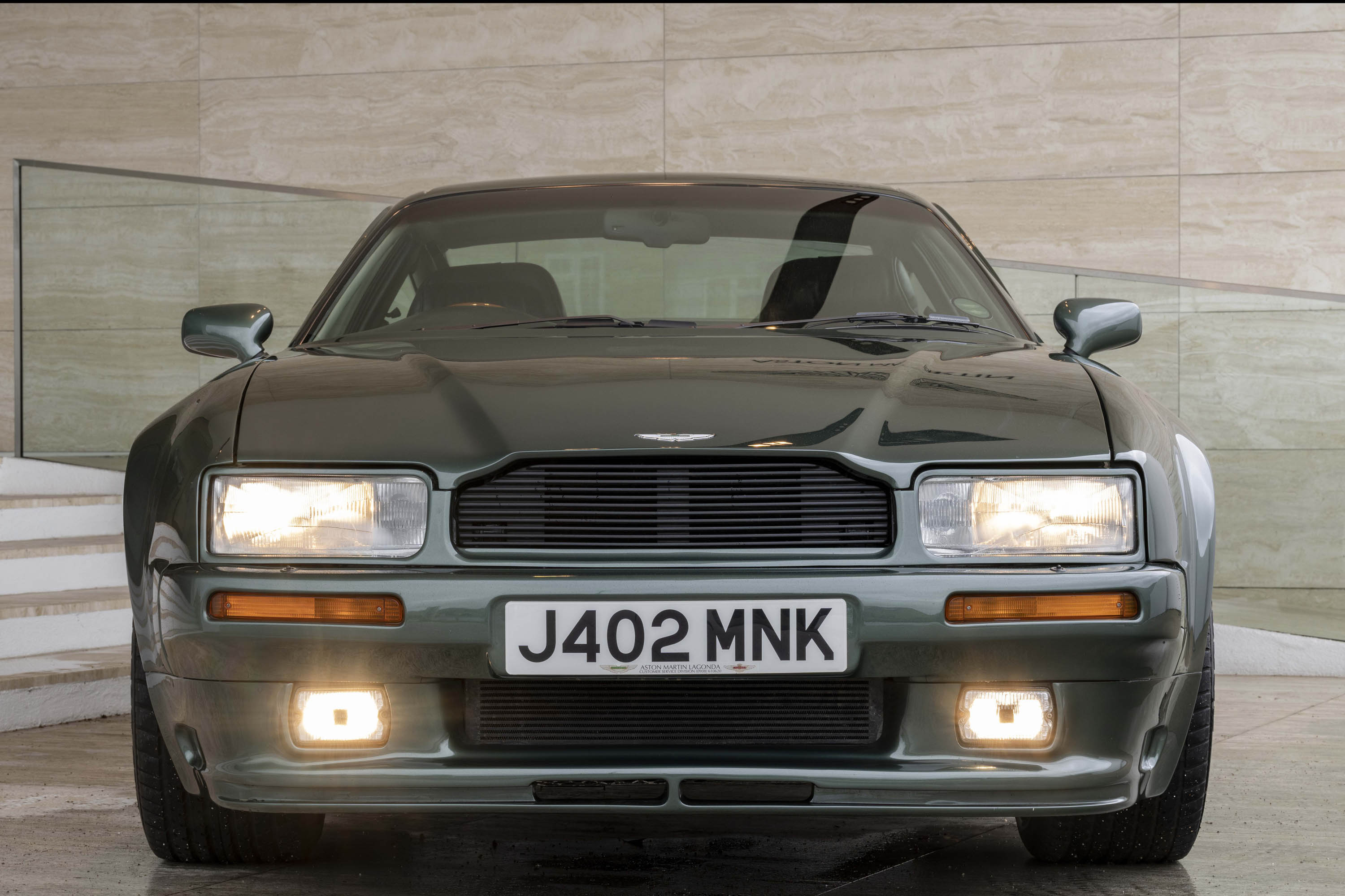 Aston Martin Virage 6.3