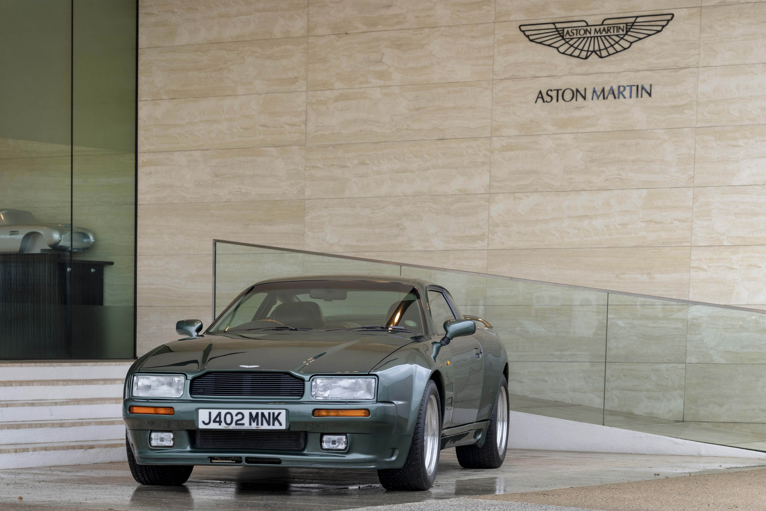 Aston Martin Virage 6.3