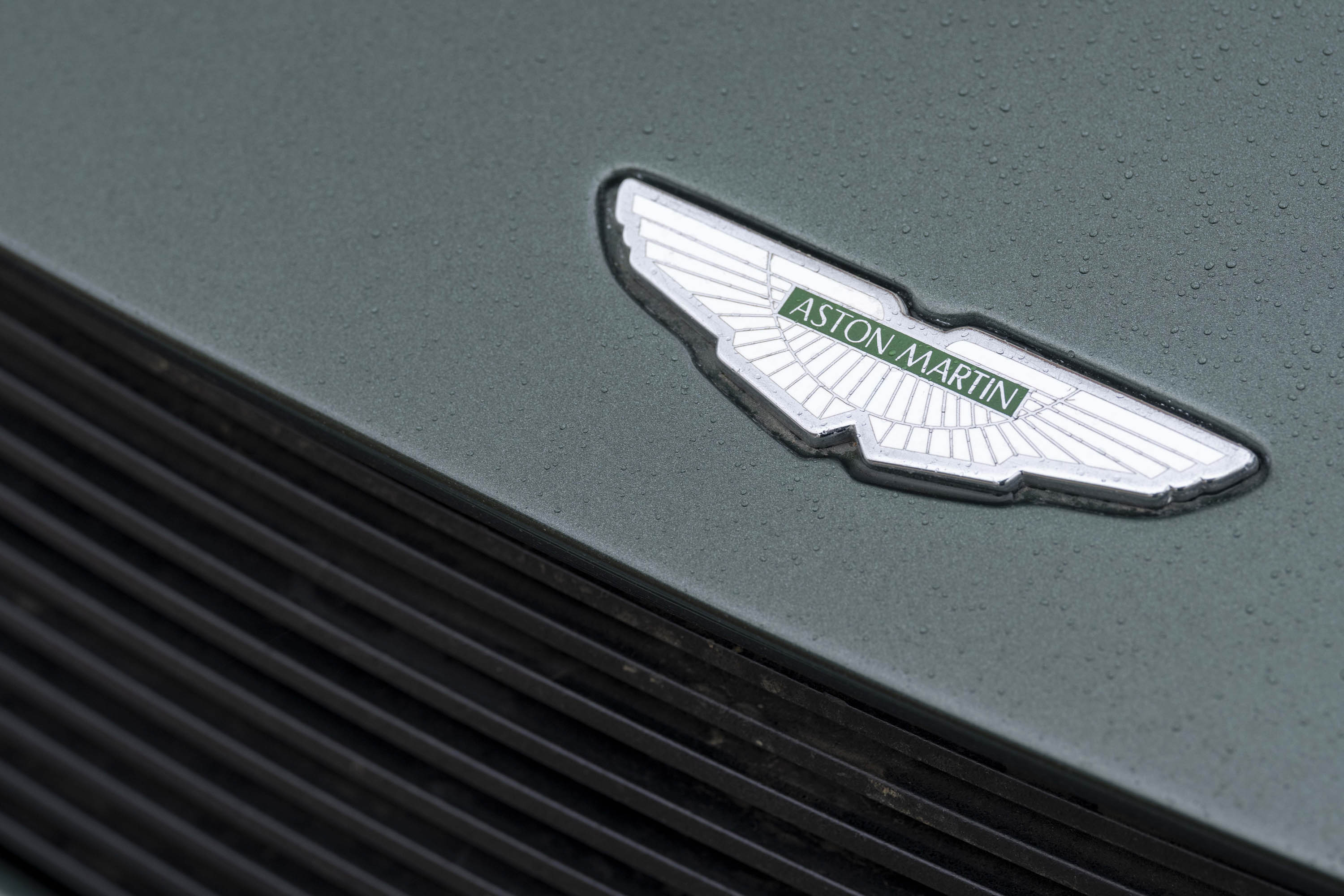 Aston Martin Virage 6.3