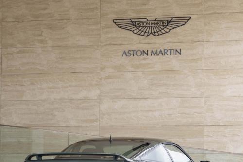 Aston Martin Virage 6.3 (1992) - picture 8 of 61