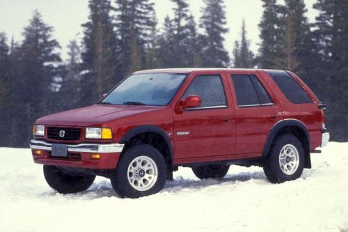 Honda Passport (1995) - picture 1 of 4