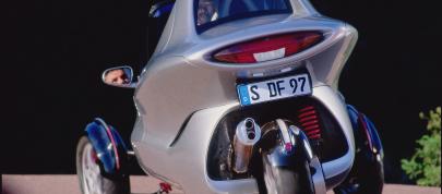 Mercedes-Benz F 300 Concept (1997) - picture 12 of 18