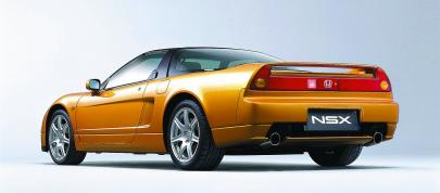 Honda NSX (1998) - picture 4 of 4