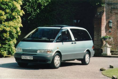 Toyota Previa (1998) - picture 1 of 4